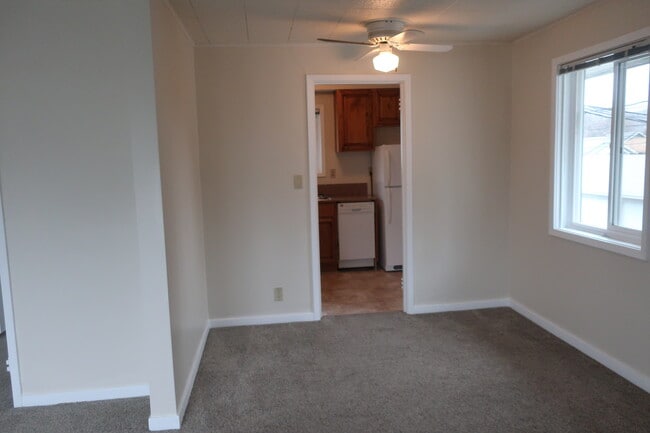 Building Photo - 115 Lavender Ct