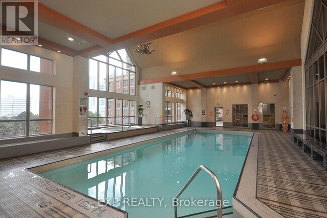 Photo du bâtiment - 4080 Living Arts Dr