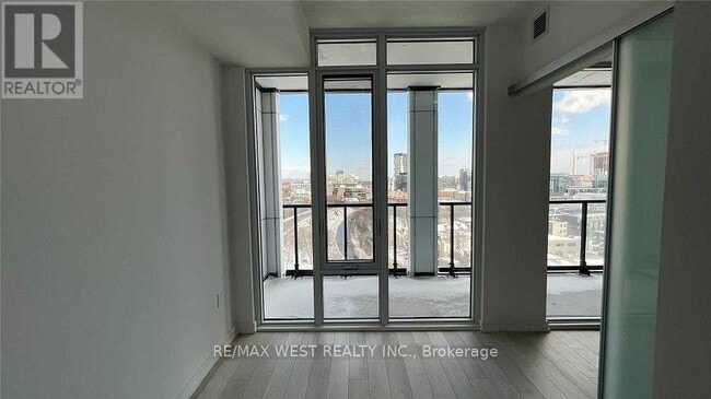 Photo du bâtiment - 50 Power St