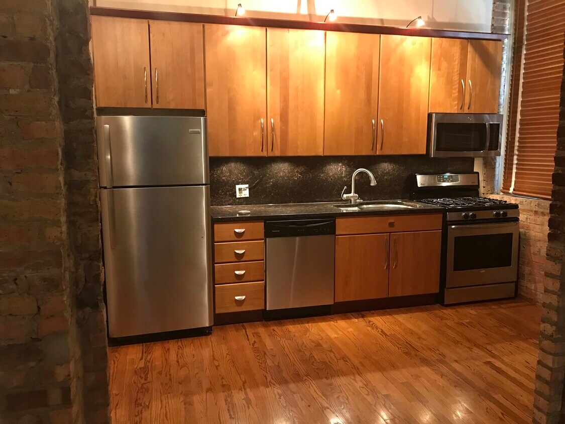 Foto principal - 2510 N Wayne Ave