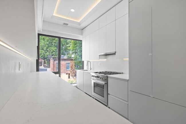 Foto del edificio - 1578 Beacon St