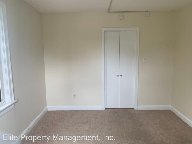 Building Photo - 1 br, 1 bath House - 790 Carlisle Ave., Un...