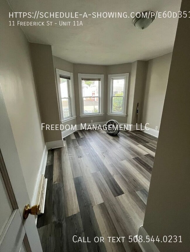 Building Photo - 11 Frederick St