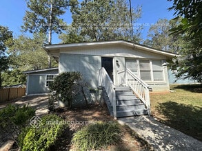 Building Photo - 2943 Horse Shoe Dr