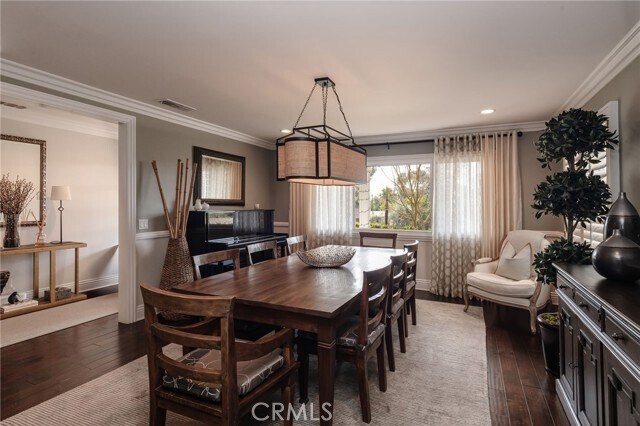 Foto del edificio - 5433 Castle Knoll Rd