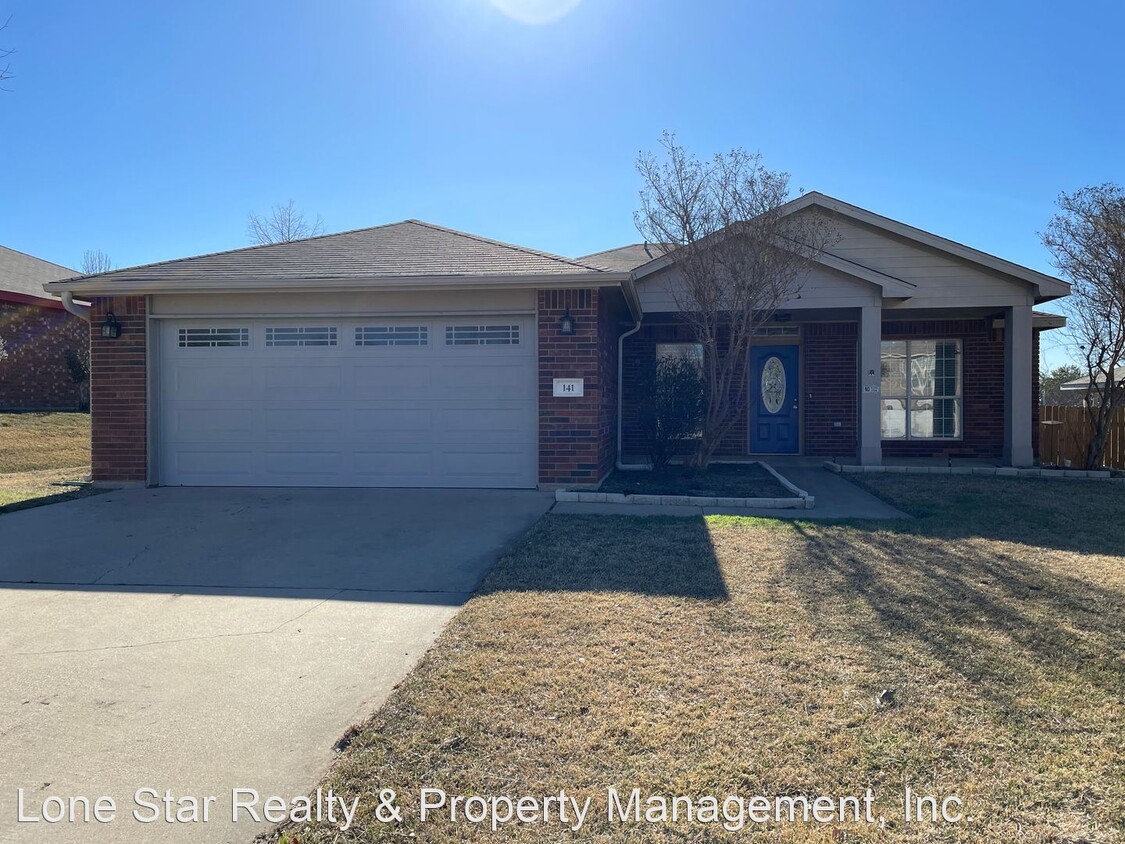 Primary Photo - 3 br, 2 bath House - 141 Harvest Loop