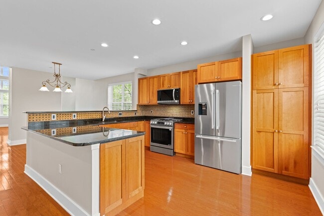 Building Photo - 2 Powder Mill Square