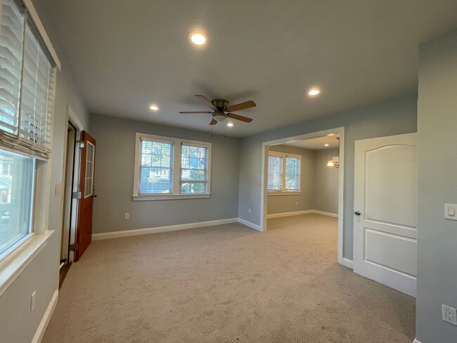 Building Photo - Park Place Duplex