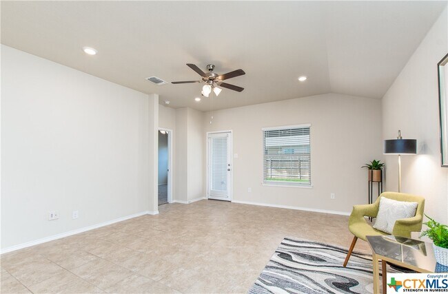 Building Photo - 2516 Bargello St