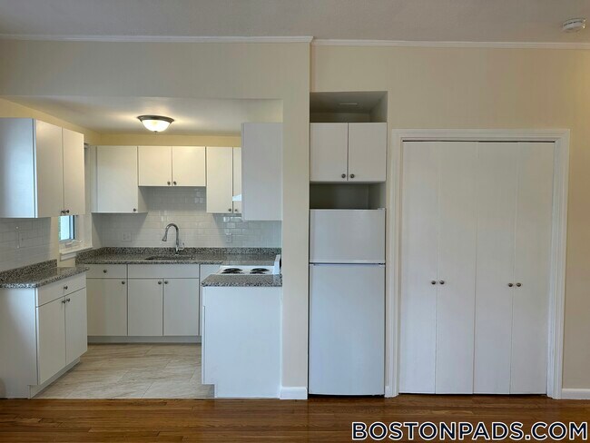 Foto del edificio - 2018 Commonwealth Ave