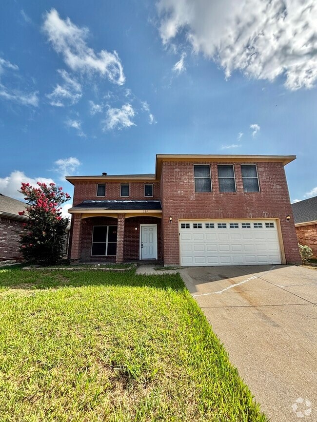 Building Photo - 319 Tioga Dr