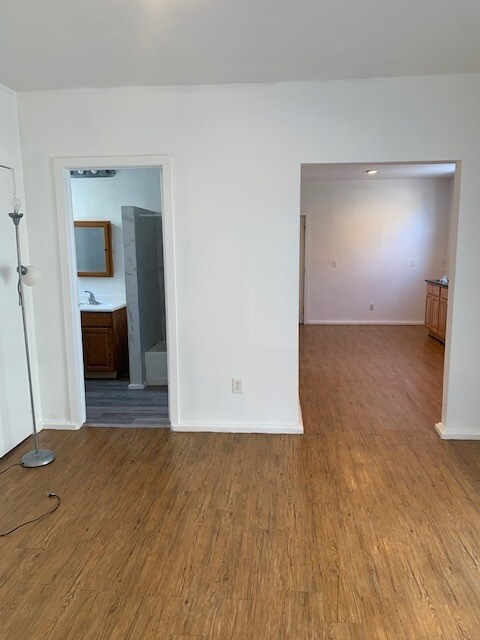 LR/DR - 507 3rd Ave