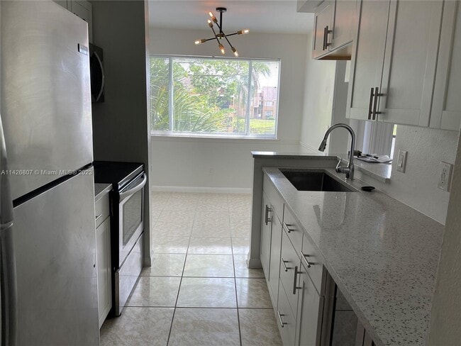 Foto del edificio - 292 SW 83rd Way