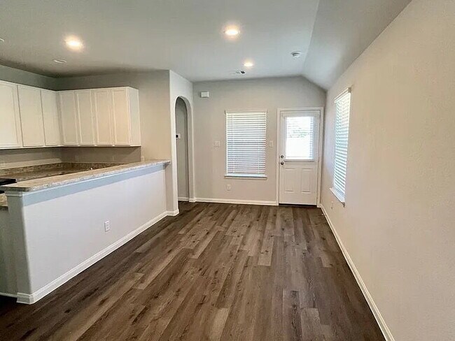 Foto del edificio - 973 Rice Dr