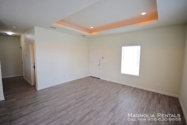 Building Photo - Medical Ridge Apartments