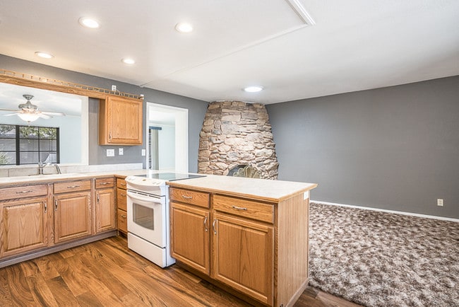 Building Photo - No HOA