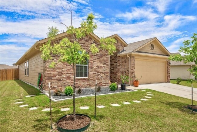 Building Photo - 11916 Riparian Rd