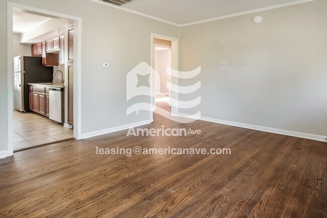 Foto del edificio - 6521 E 5th Pl