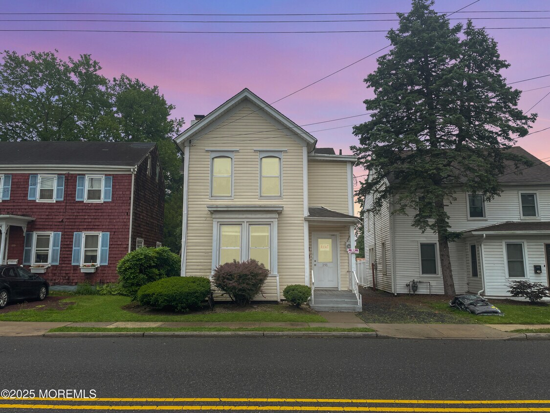 Foto principal - 191 Main St
