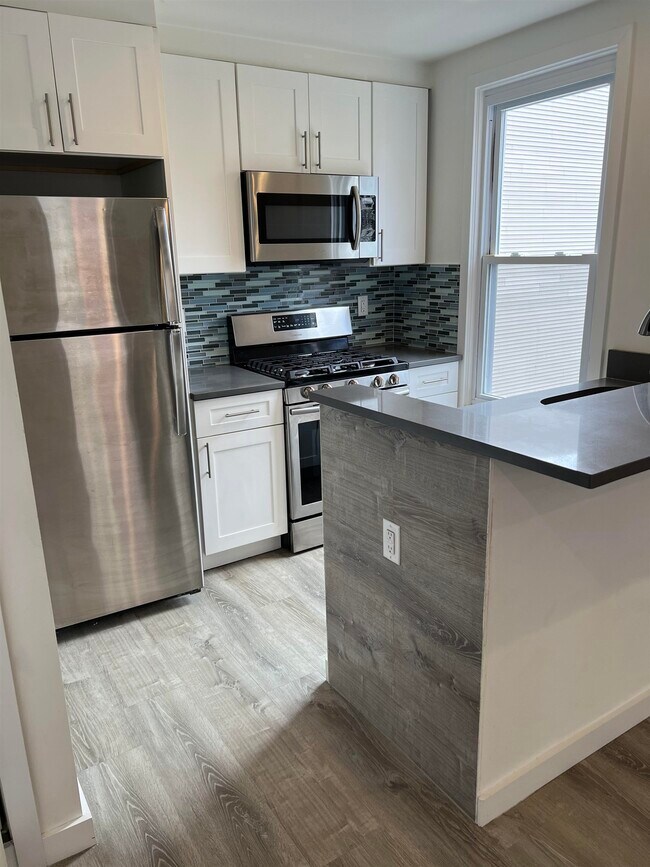 Foto del edificio - 349 9th St