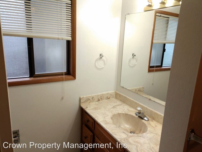 Building Photo - 2157-2163 Nomad Ct SE