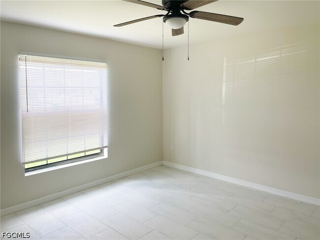 Foto del edificio - 507 NE 7th Ave