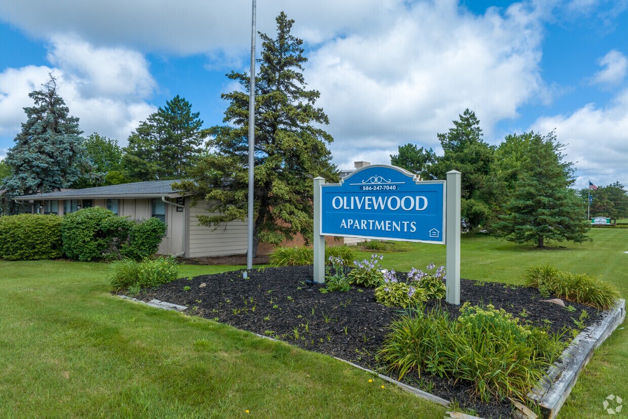 Olivewood Apartments Apartments in Sterling Heights, MI