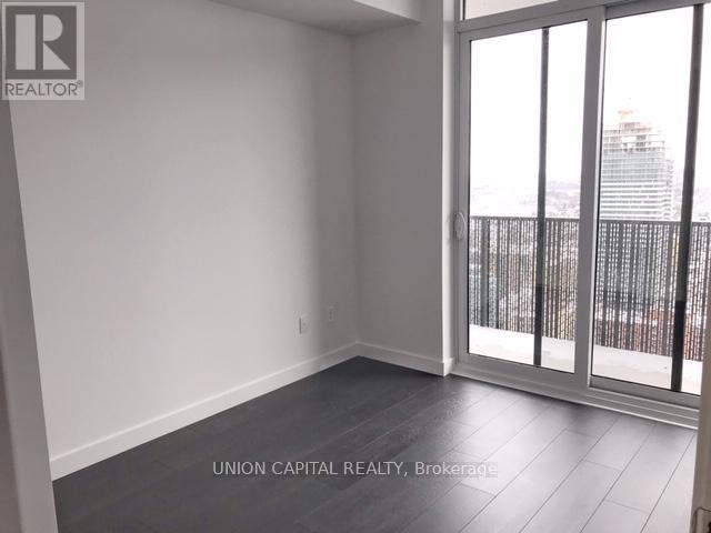 Building Photo - 3109-3108 EGLINTON Ave