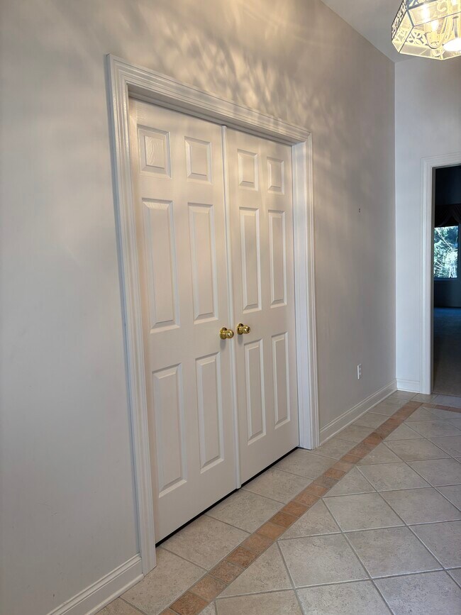 Foto del edificio - 1440 Salem Rd SW