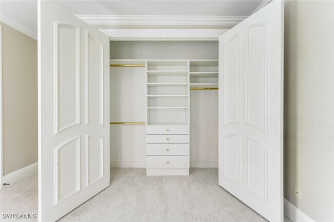 Foto del edificio - 384 Mooring Line Dr