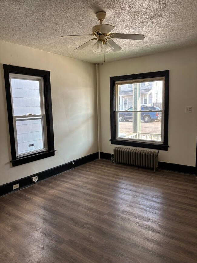 Foto del edificio - 3 Bedroom 1 Bath in Harrisburg, PA!