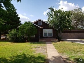Building Photo - 1210 W Indiana Ave