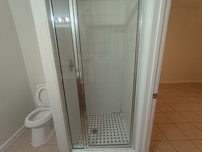 Foto del edificio - 8106 Rhobell St