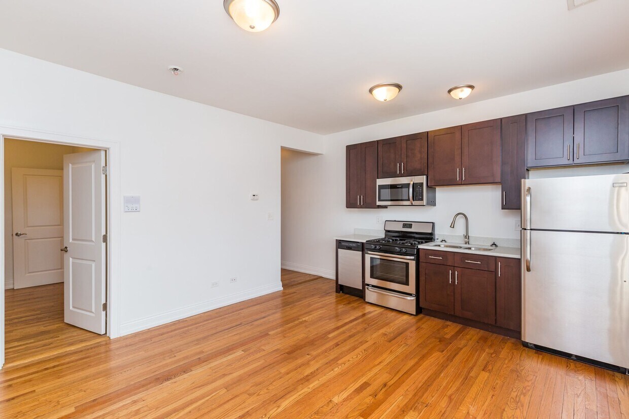 Foto principal - Portage Park Theater Apartments