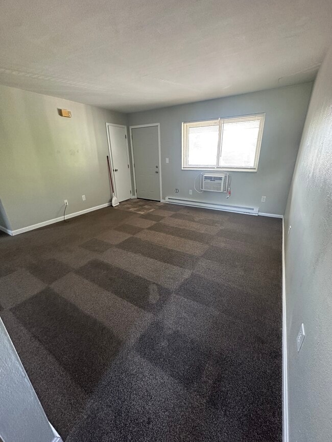 Building Photo - unit 23