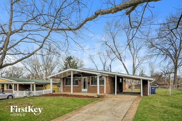 Primary Photo - 915 Barat Ln