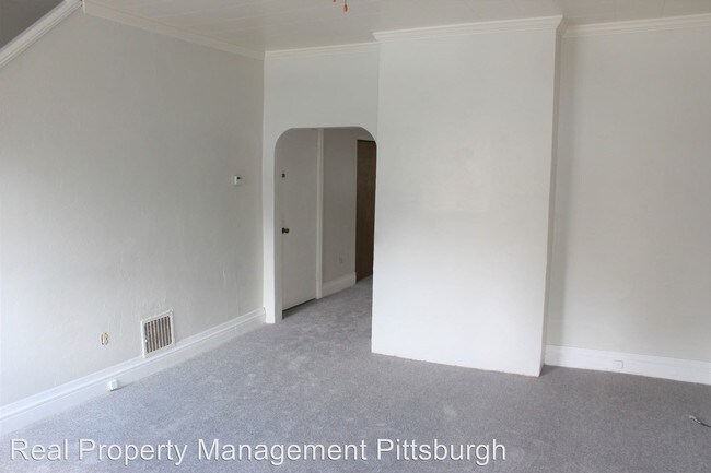 Building Photo - 440-442 Wilcox St