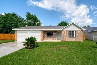 Building Photo - 8619 Valley Meadow Dr