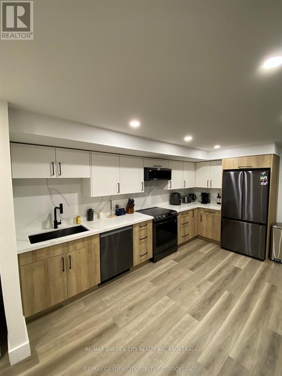 Photo du bâtiment - 622 Clare Ave