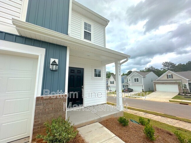 Building Photo - 5336 Small St