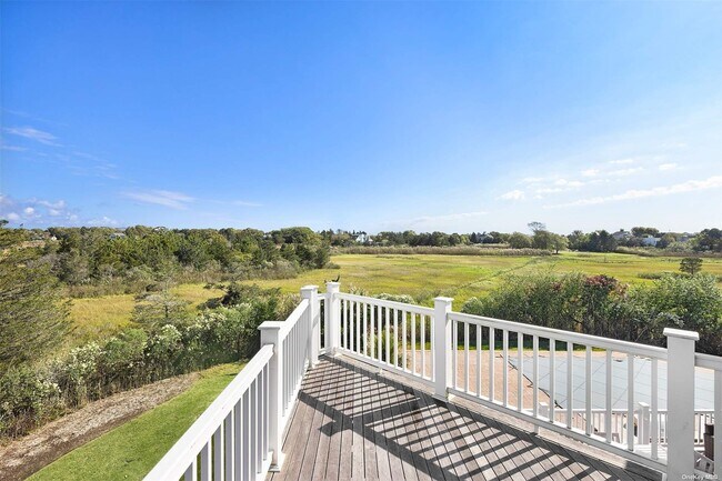 Foto del edificio - 20 Meadow Ln