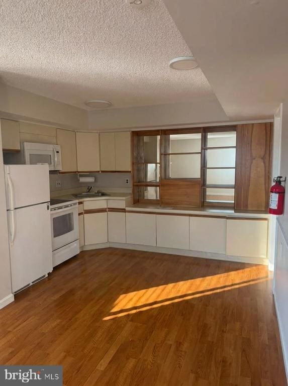 Building Photo - 1504 Walden Ct