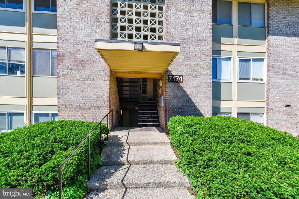 Primary Photo - 7174 Donnell Pl