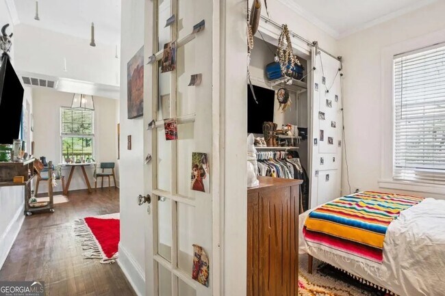 Foto del edificio - 737 Barnett St NE