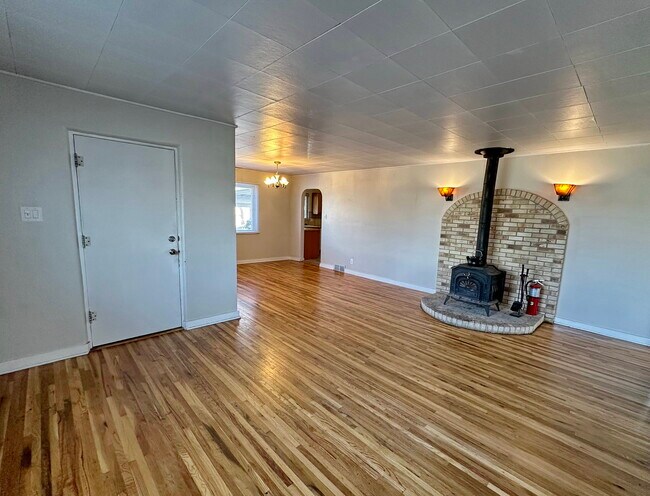 Foto del edificio - 2620 Marble Ave NW