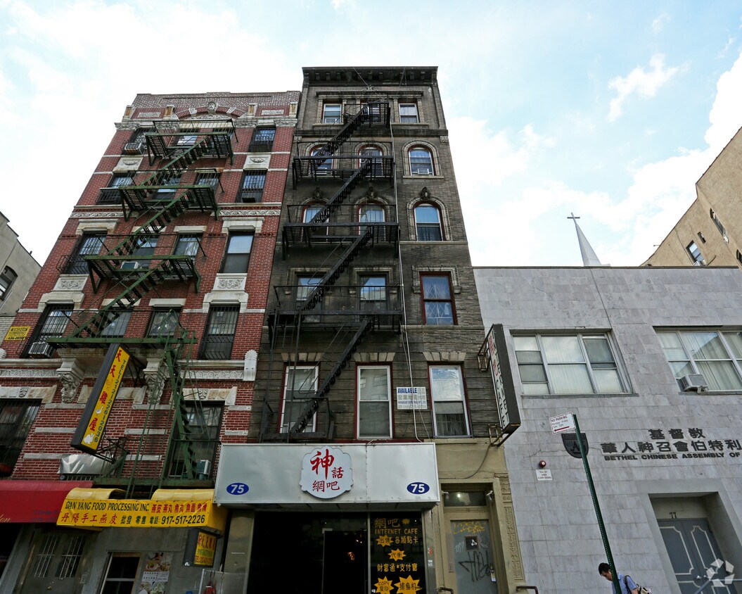Building Photo - 75 Eldridge St