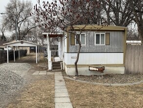 Building Photo - 922 N 23rd St