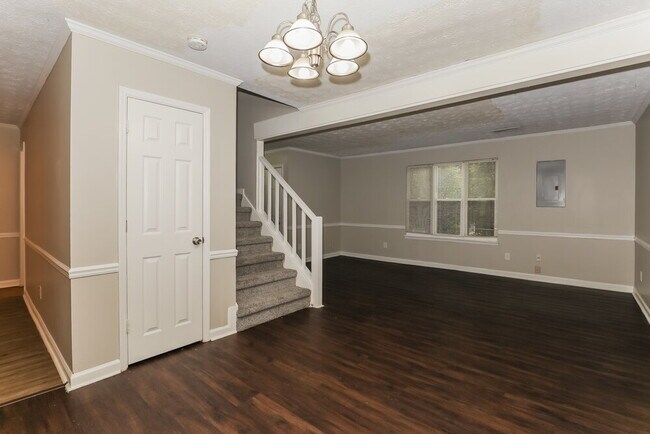 Foto del edificio - 8194 Canyon Forge Dr