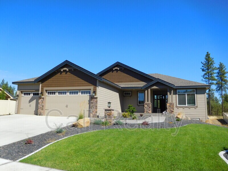 Primary Photo - 5312 W Oxford Dr