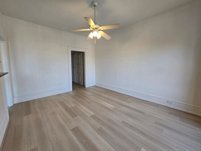 Foto del edificio - 2020 Spring Garden St